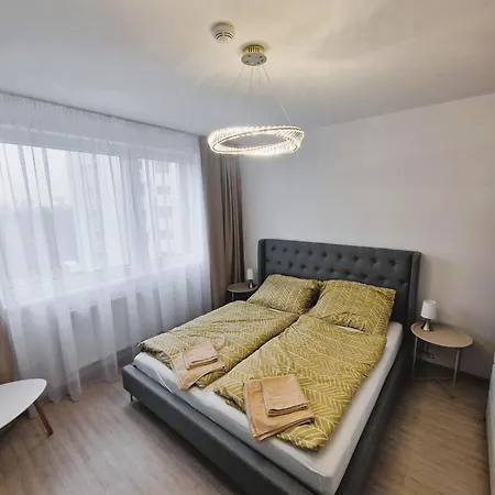 Apartament Katrin With Undergound Parking Bratysława